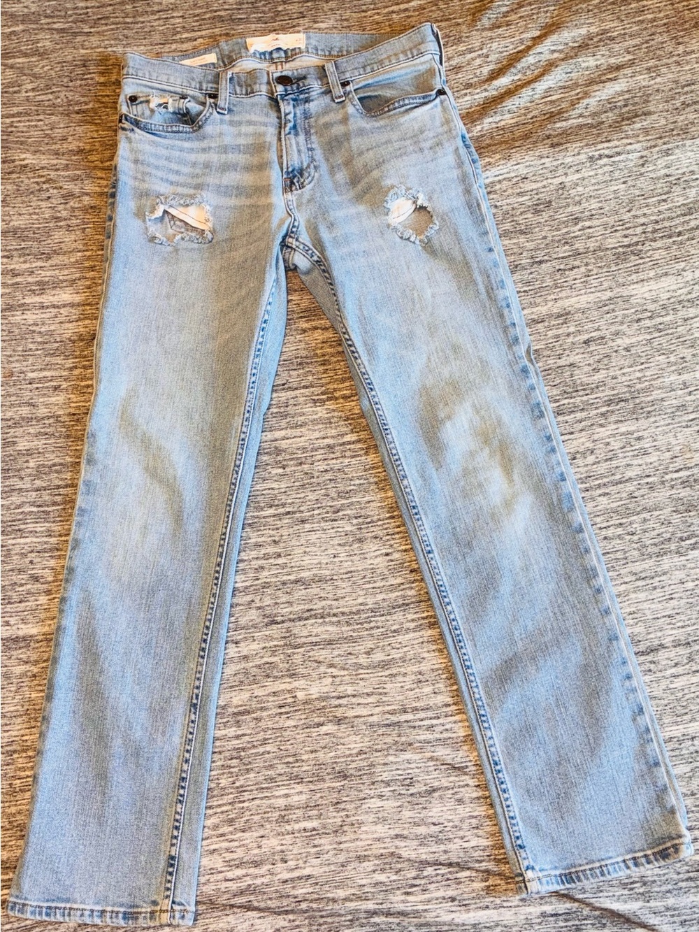 Hollister Light Blue Slim Distressed Men's Jeans